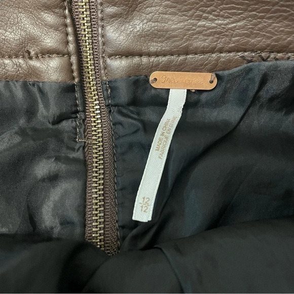 Free People Faux Leather Mini Skirt Brown Women’s Size 12 Boho Zip Closure - Picture 2 of 10